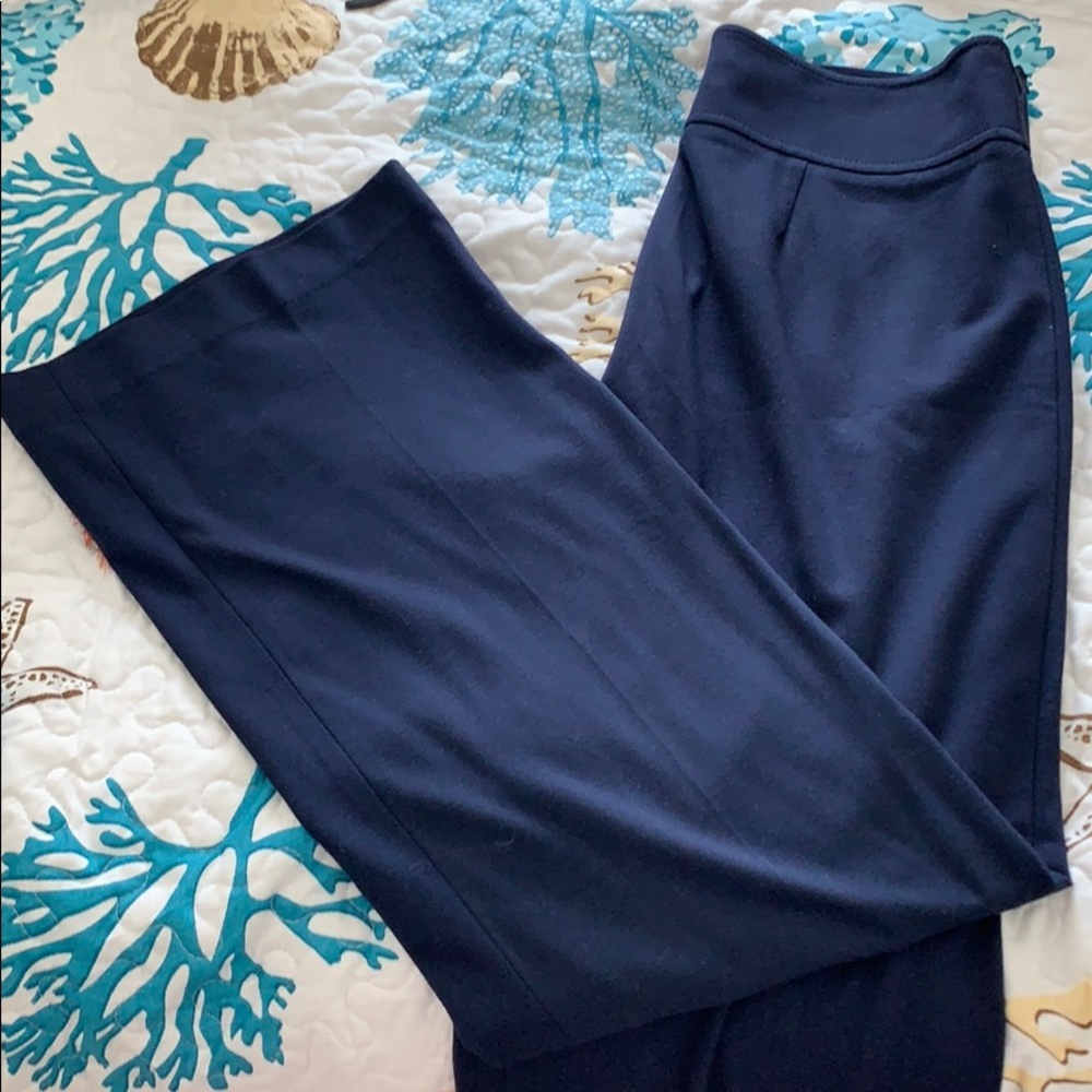 TALBOTS STRETCHY NAVY DRESSY TROUSERS - THAT FEEL LIKE YOGA PANTS! 👖